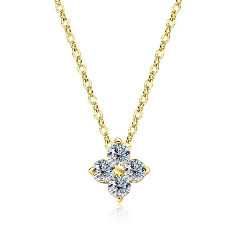 Clover Moissanite Pandent Necklace